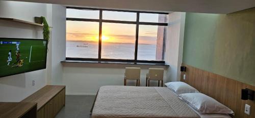Vista Mar no Victória Marina Flats com Píer