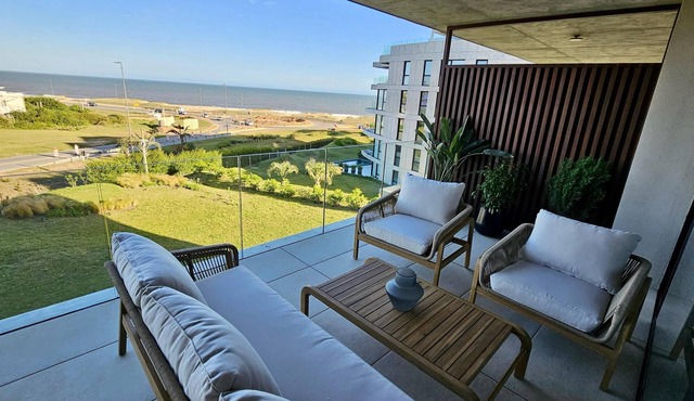 Waterfront apartment, full amenities and 24 hours security. in Solís