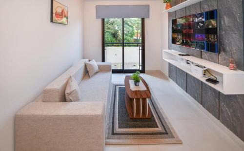 Work & Relax 1BR Amenities