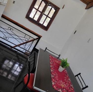 Zurita Apart