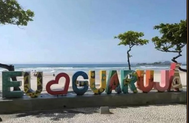Apartamento pé na areia
