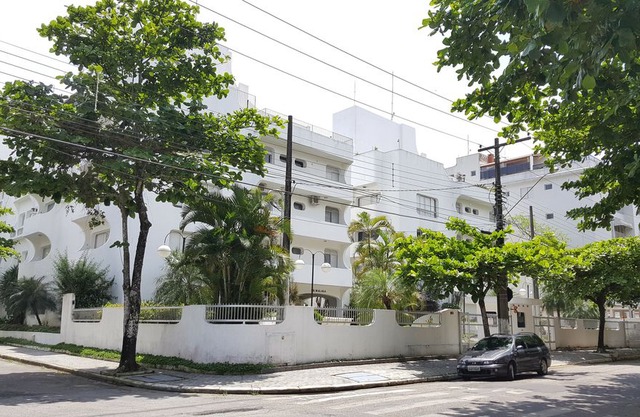 Fit note 10 !!! Close to Enseada beach, everything brand new !!!
