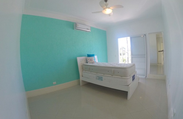 House in condominium in Jardim Acapulco