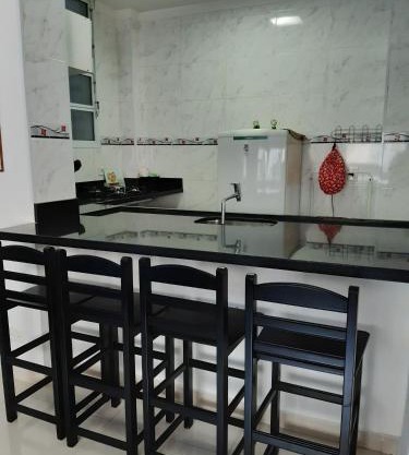 Kitnet Guarujá Pitangueiras (sem garagem)