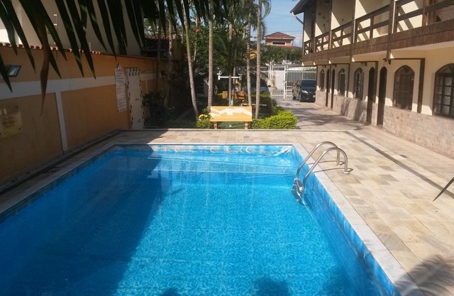 Townhouse condo w / pool 300 meters from the beach Martim de Sá