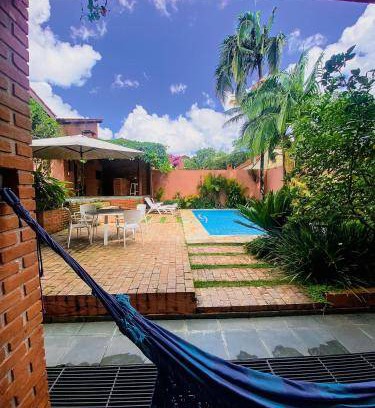Carapicuiba House | 315 m² House ∙ 3 bedrooms ∙ 10 guests