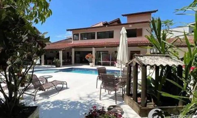 Costa do Sol House | 350 m² House ∙ 4 bedrooms ∙ 15 guests