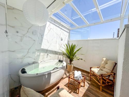 Zona Leste Apartment | Apartamento com jacuzzi privativa 5 min do Metrô