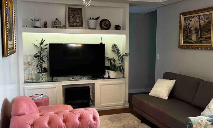 Sao Paulo Apartment | Apartment 1.3 km from Morumbi stadium and 3 km from São Paulo–Morumbi Station