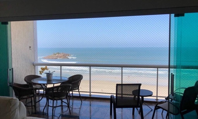 Centro Apartment | APARTMENT FACING THE SEA, HIGH STANDARD.