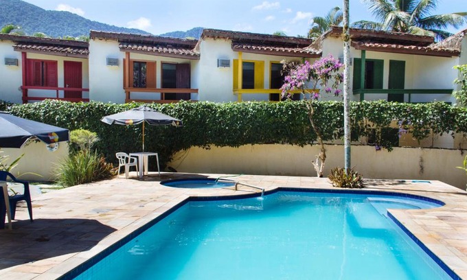 Maresias House | Arco Iris Chales II