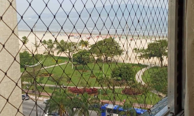 Jose Menino Apartment | Beachfront apartment in Santos on Canal 1