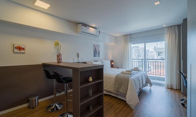 Central Zone Apartment | BHomy Bela Vista Bem localizado APM1601