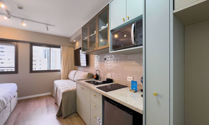 Santo Amaro House | Brooklin Studio near US Consulate & Racetrack