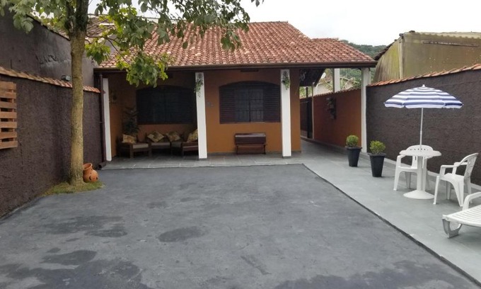 Caraguatatuba House | CASA BELA-Praia da Cocanha-15 Pessoas