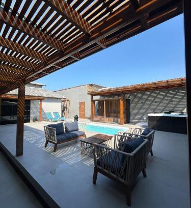 Jardim Britania House | Casa Coral