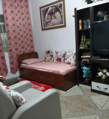 Aparecida House | casa vó doca, preço único pela casa inteira,cabem até 10 pessoas ao lado da basilica aparecida
