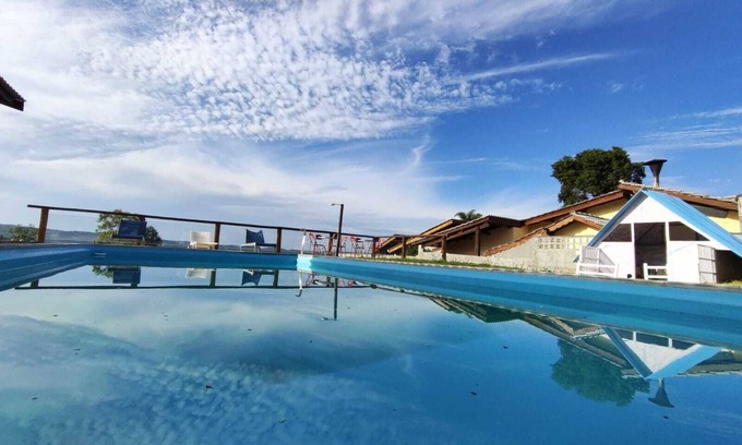 Terra Preta House | Chácara Delira: Perfect for Your Season