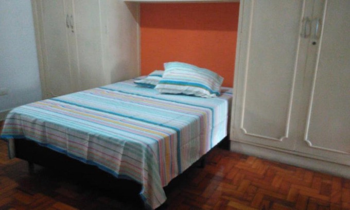 Gonzaga Apartment | Excelente apartamento meia quadra da Praia em Santos!
