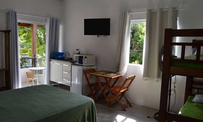 Bexiga House | Family or friends suite for up to 4 people