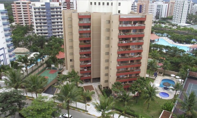 Riviera de Sao Lourenco Apartment | Riviera apartment, 50mt from the beach 3bts 2bh, sl 2 main rooms. balcony, air cond, wi-fi air