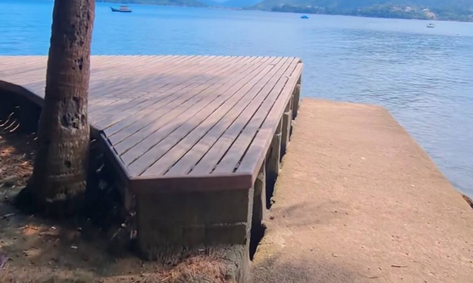 Praia da Enseada Apartment | Wonderful penthouse on Ubatuba's Enseada Beach overlooking the sea