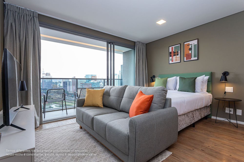 Sao Paulo House | Studio com sacada e ótima vista em prédio completo