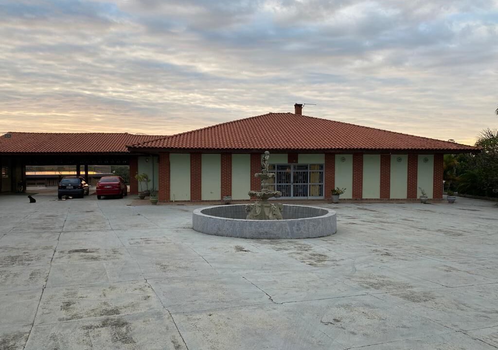 Jacare Hotel | Pousada Central de Cabreuva - De Campo