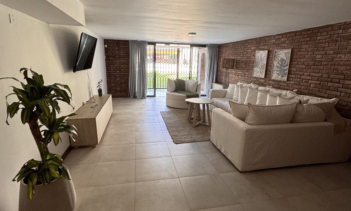 Mendoza City Center Villa | Casa Alma - Luxury Home