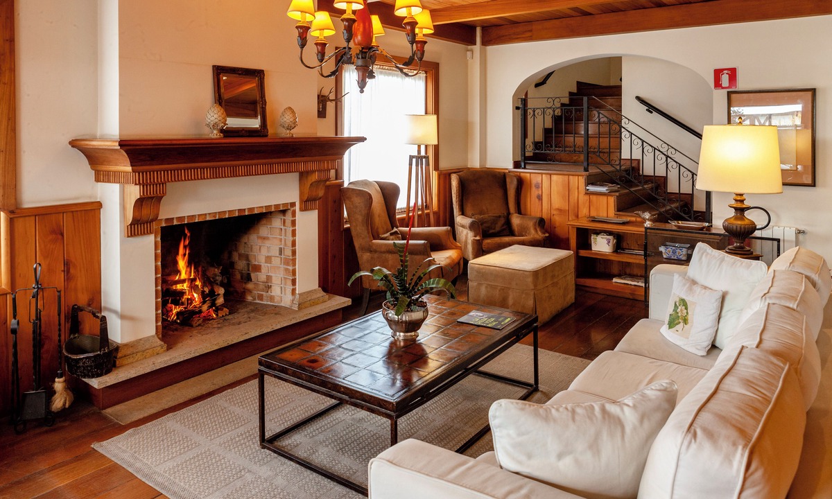 Campos do Jordao Hotel | Hotel Solar D' Izabel