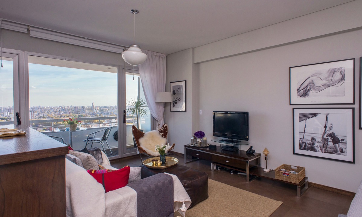 Palermo Apartment | Instaworthy Views, 20th Floor, Pool, Gym