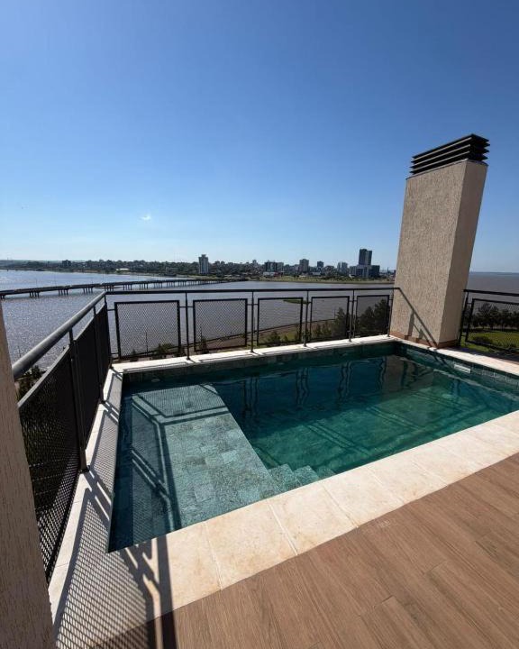 Encarnacion Apartment | Moderno departamento con piscina con vista al río