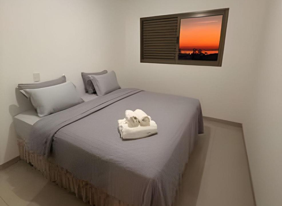 Palmas Apartment | Vista Deslumbrante para o Lago | flat cama king