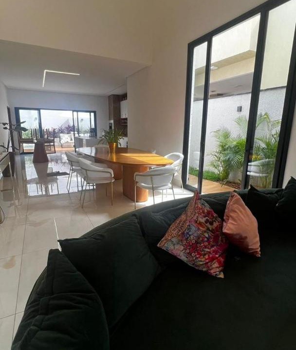 Senador Canedo House | Casa no Condomínio Jardim Veneza Próx MotoGP