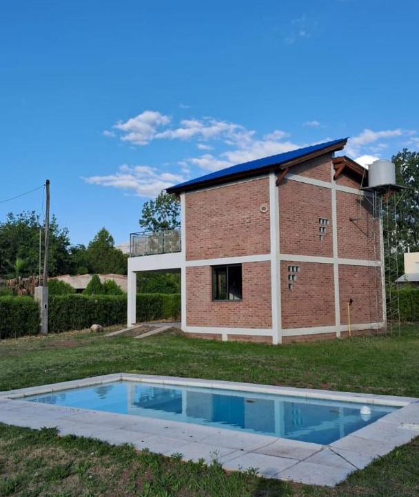 Las Rosas House | Lo de Abu