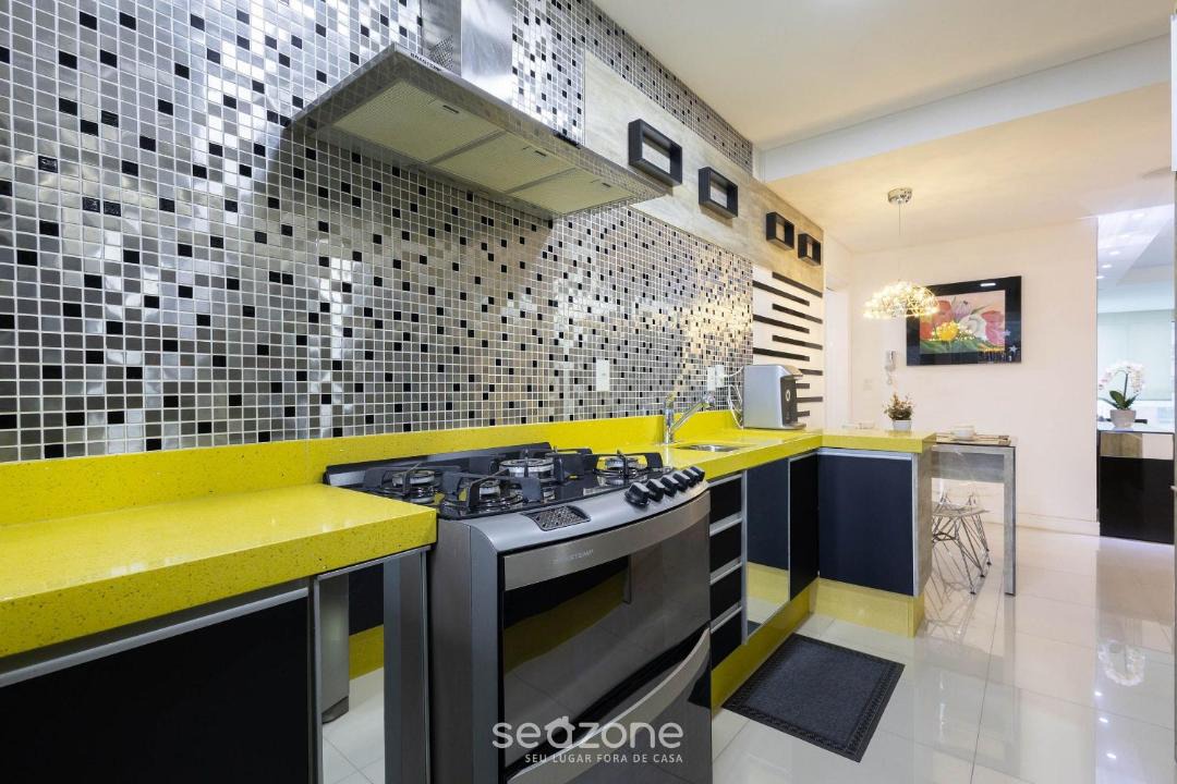 Pioneiros Apartment | Aprts in a condomin. 350m fr/the Balneário Camboriú Ferris Wheel - IORs