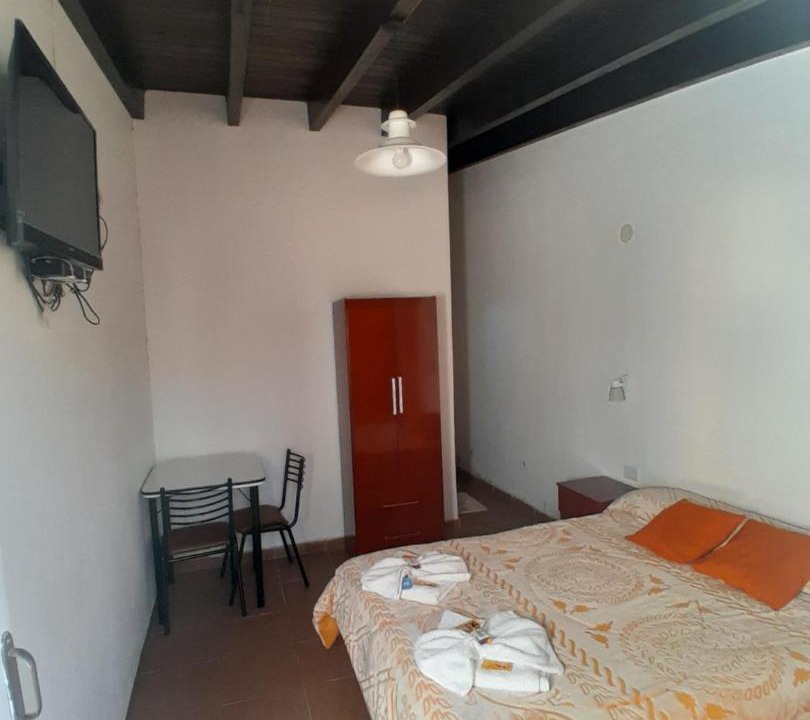 San Agustin de Valle Fertil Hotel | Hotel Rincon Serrano