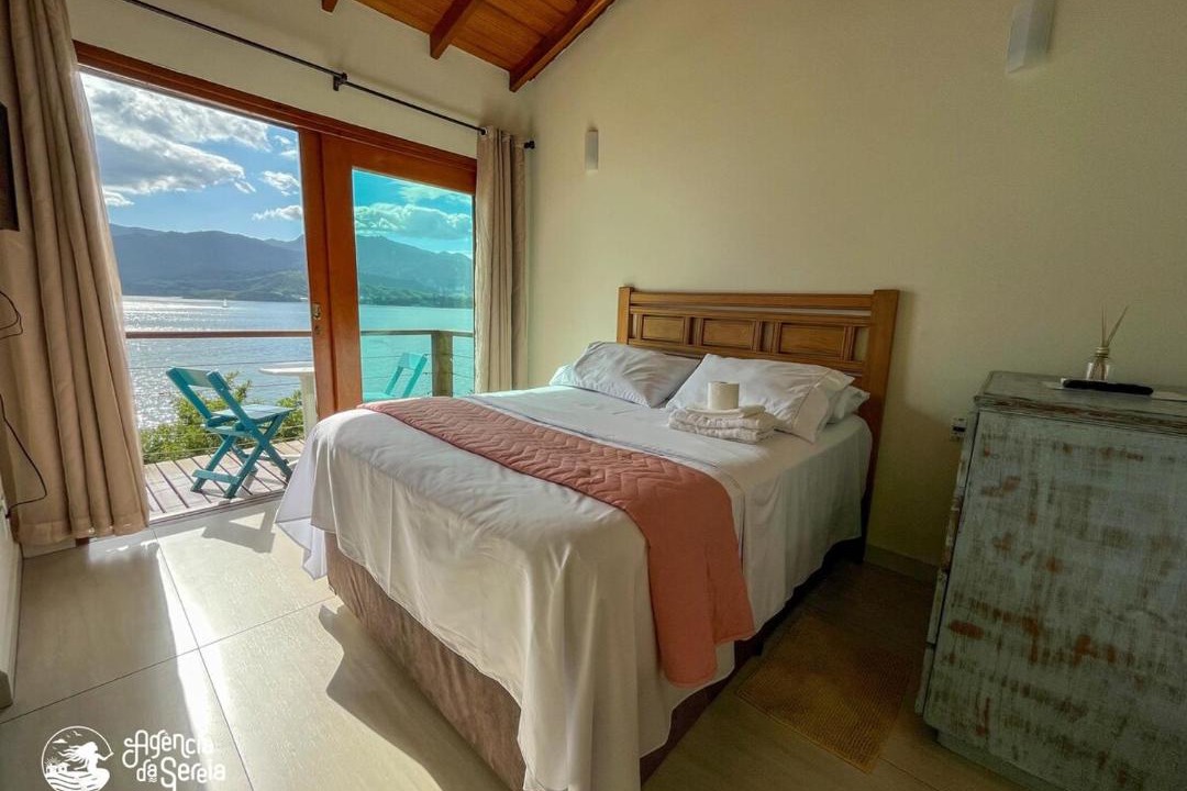Cambaquara House | Linda casa c/ vista mar à 1km da Ilha das Cabras