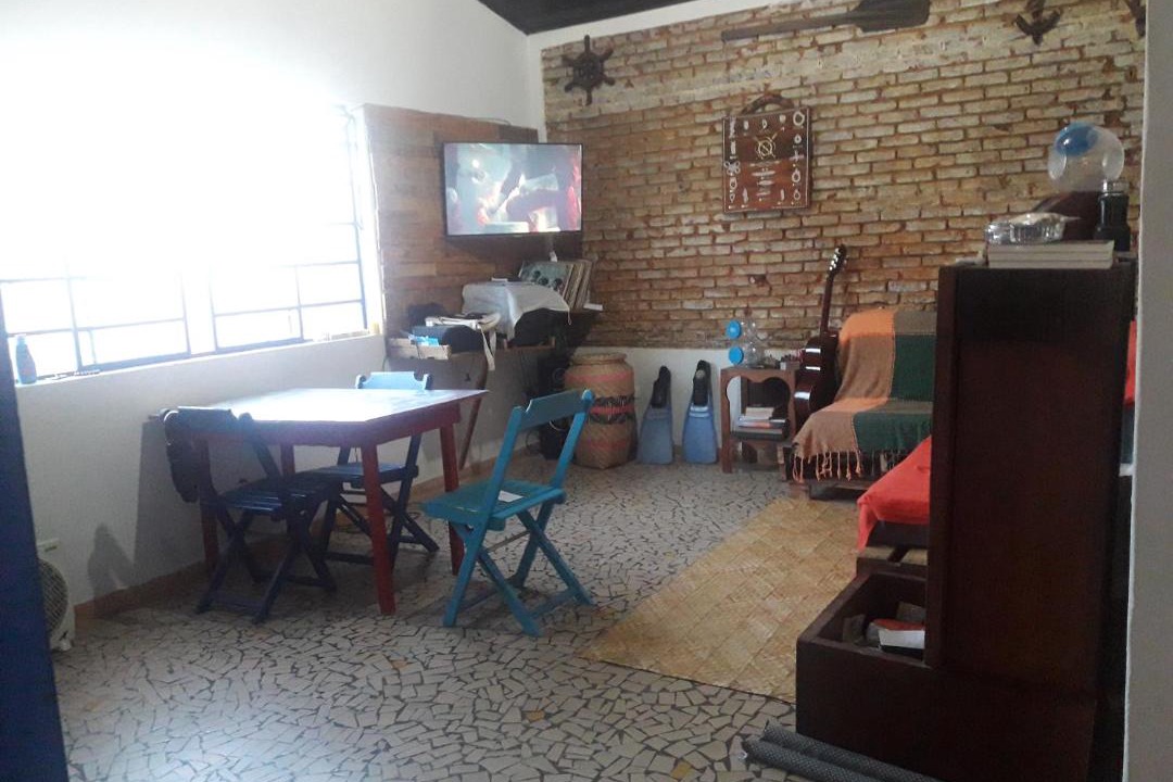 Indaia House | Casa Indaiá BnB - casa compartilhada