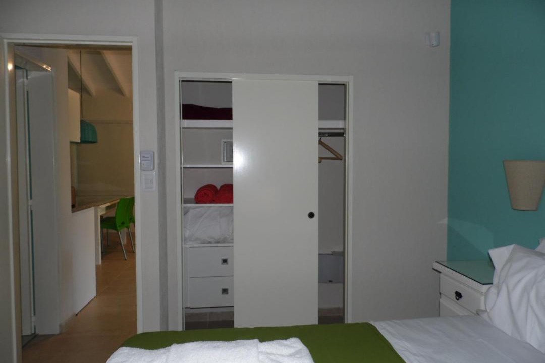 Carpinteria Apartment | El Naranjero Apart