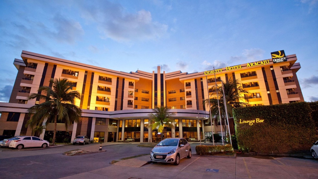 Photo of Buildings in Coroa do Meio