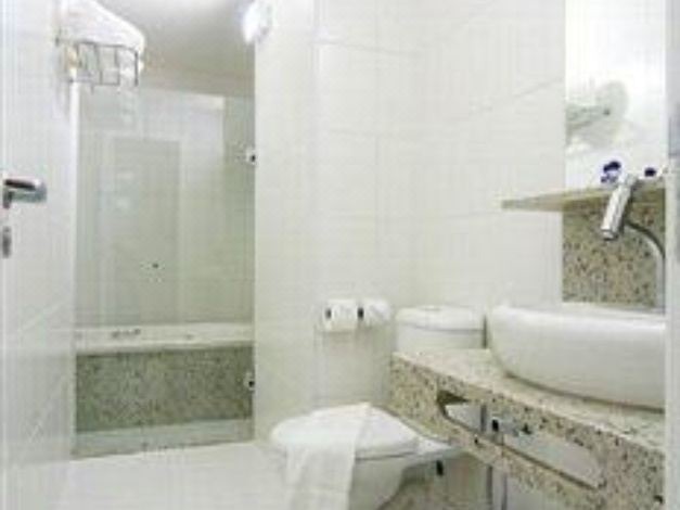 Photo of Bathroom in Farolandia