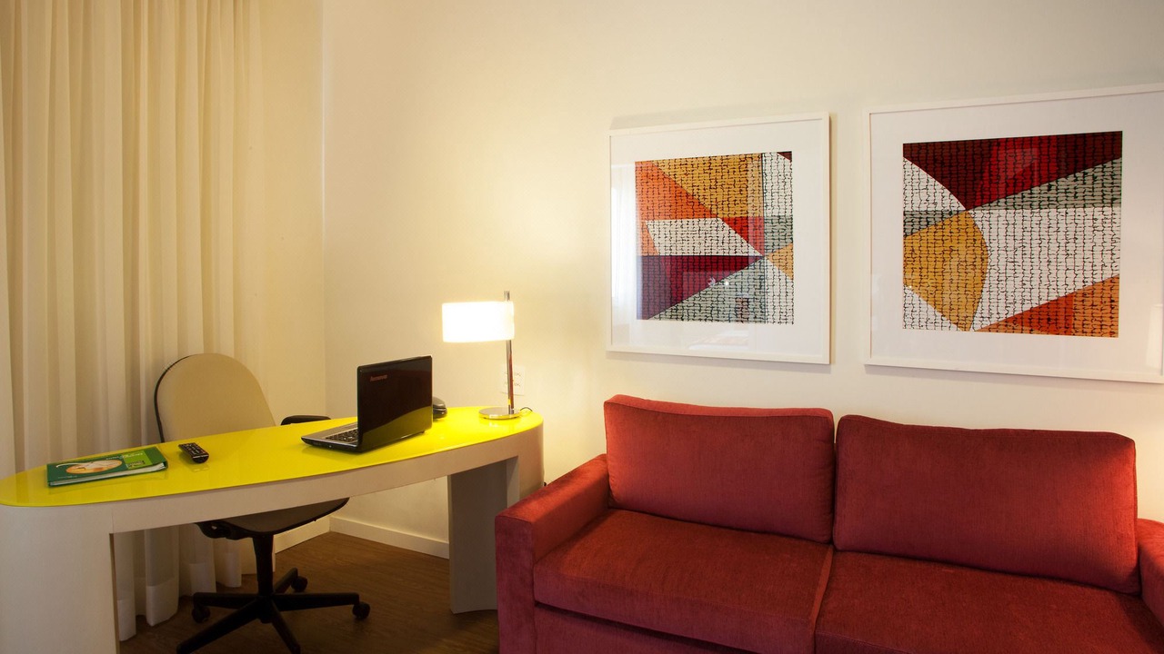 Photo of Livingroom in Alphaville Industrial