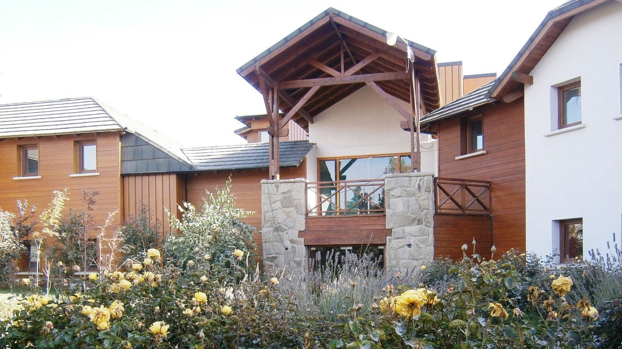 Photo of Buildings in Dina Huapi