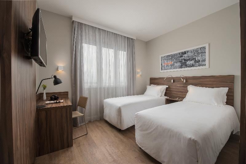 Photo of Bedroom in Pindamonhangaba