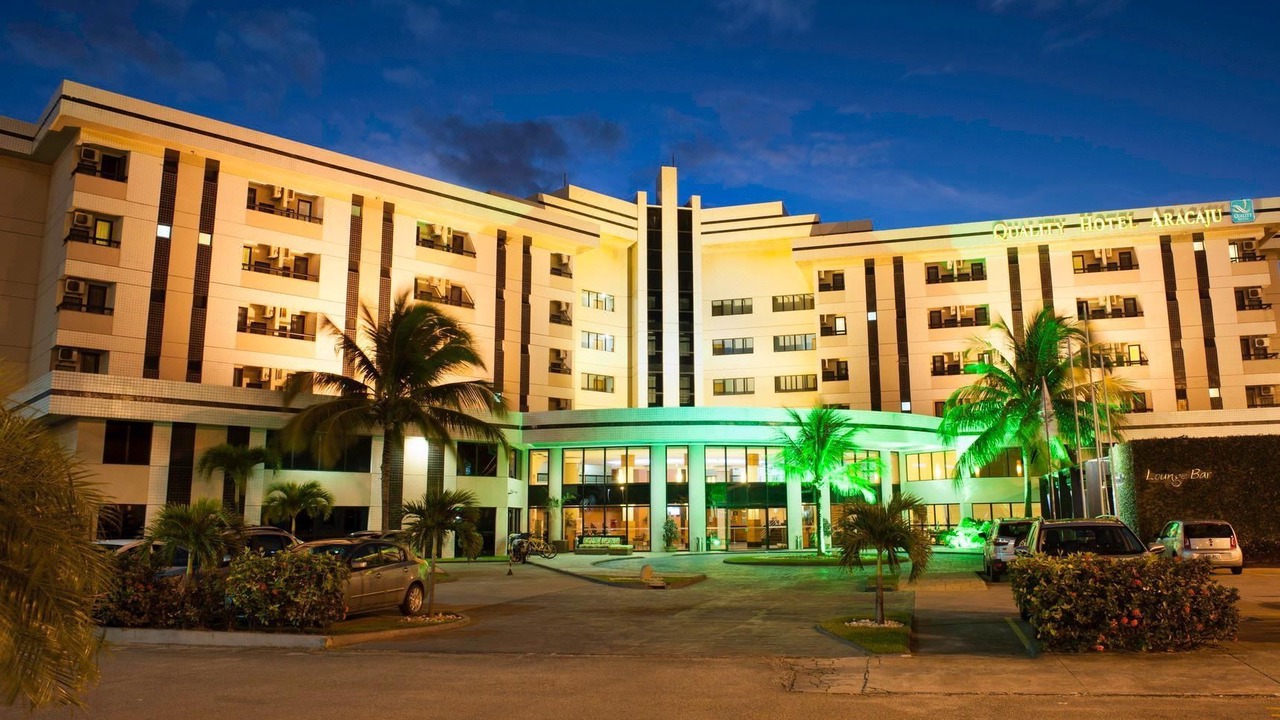 Photo of Buildings in Coroa do Meio