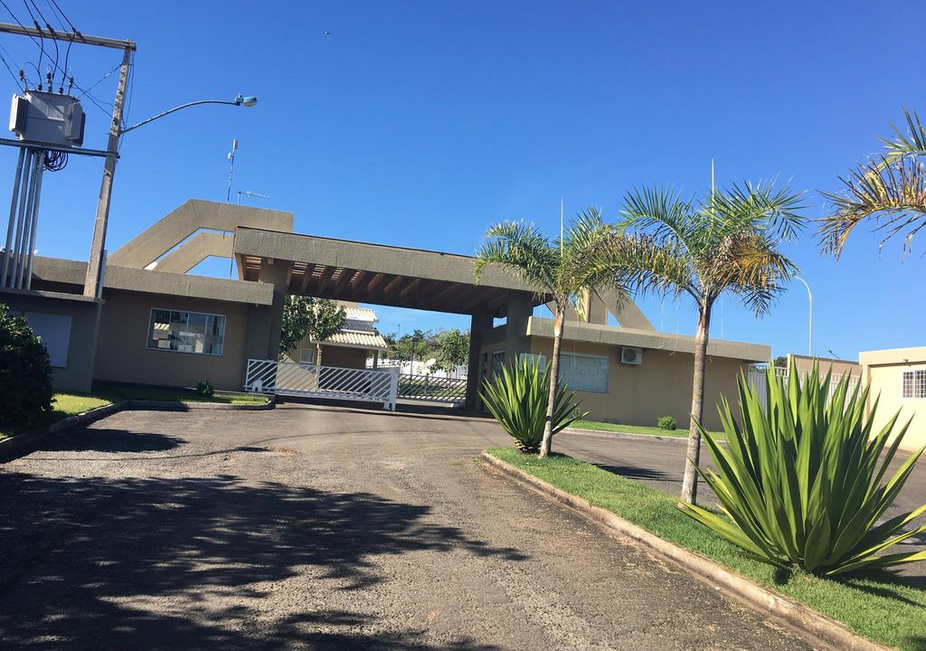 Photo of Buildings in Setor Lagoa Quente