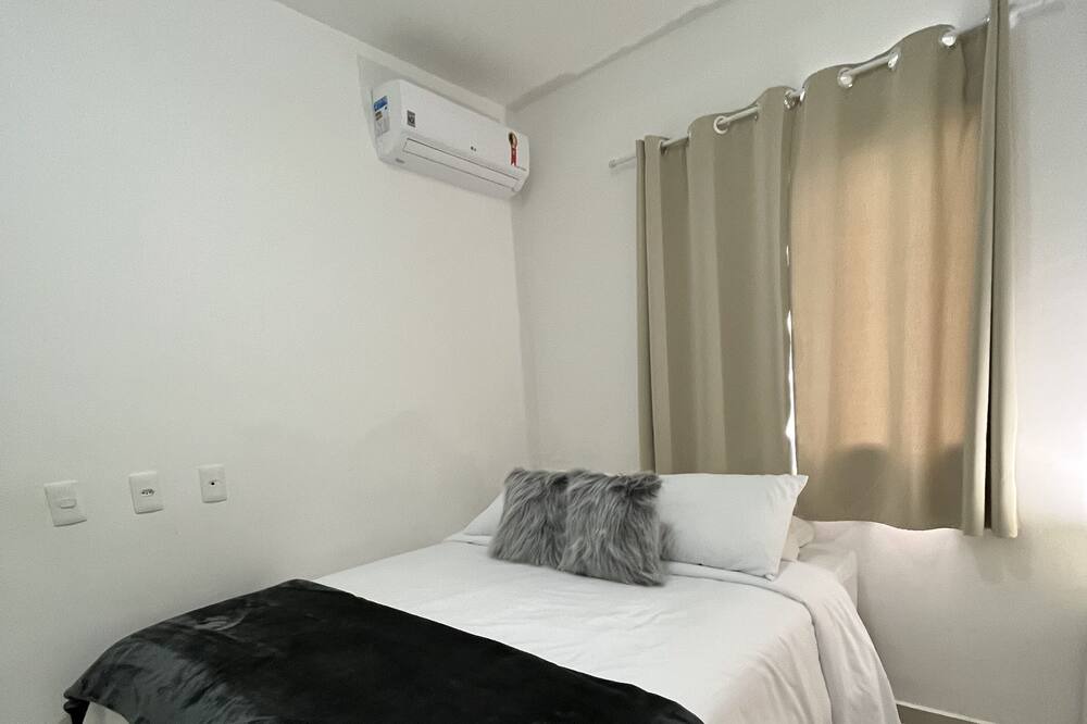 Photo of Bedroom in Taubate