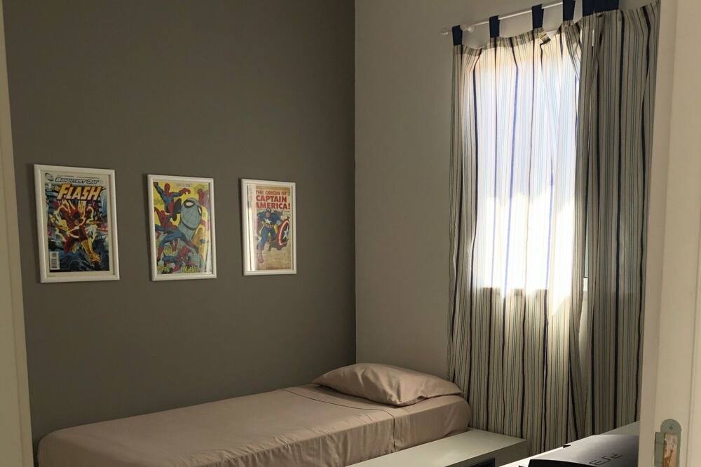 Photo of Bedroom in Taubate