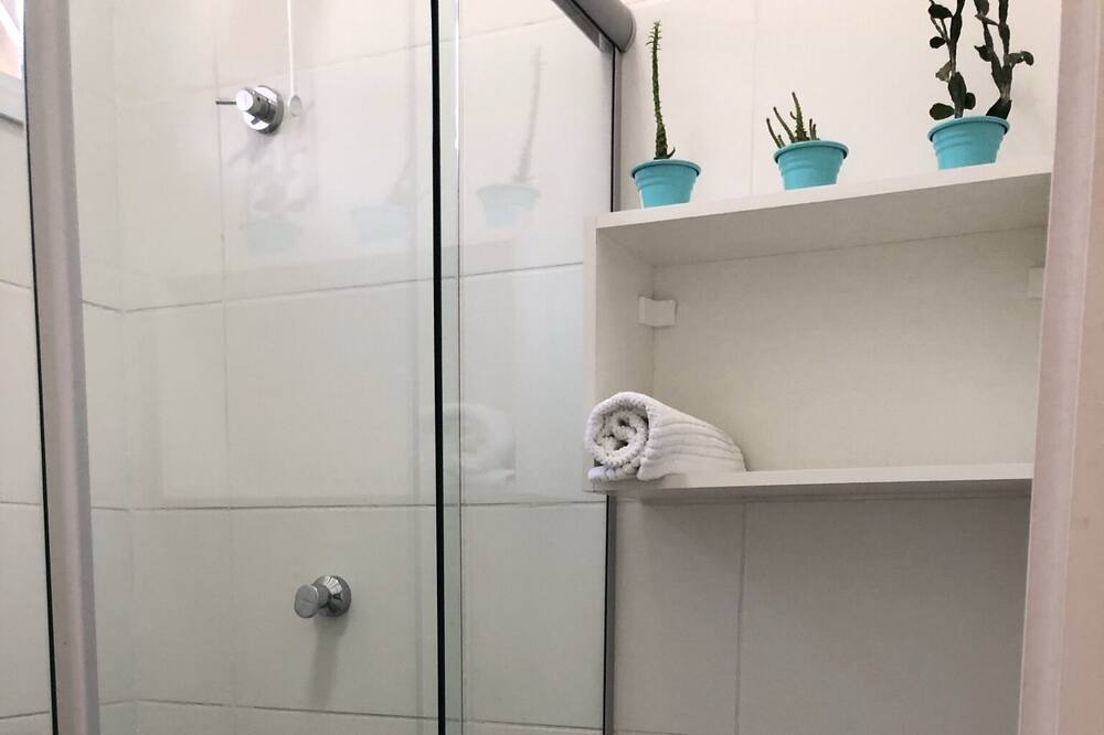 Photo of Bathroom in Taubate